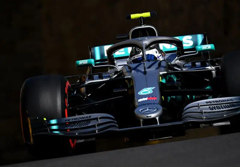 In Azerbaijan trionfa Bottas davanti a Hamilton e alla Ferrari di Vettel, quinto l'altro ferrarista Leclelrc alle spalle di Verstappen.