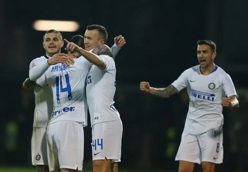 I gol di Nainggolan, Perisic e Vecino valgono i tre punti per i neroazzurri, di Cassata il gol dei padroni di casa.