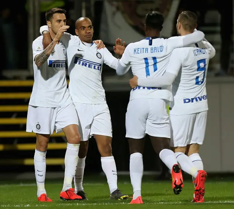 I gol di Nainggolan, Perisic e Vecino valgono i tre punti per i neroazzurri, di Cassata il gol dei padroni di casa.