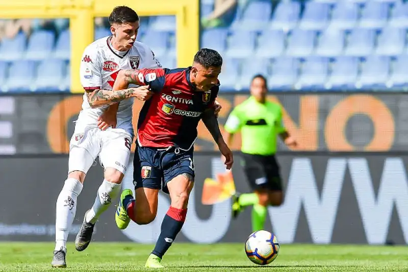 Il Torino vince in casa del Genoa e si porta a soli tre punti dal Milan quarto in classifica.