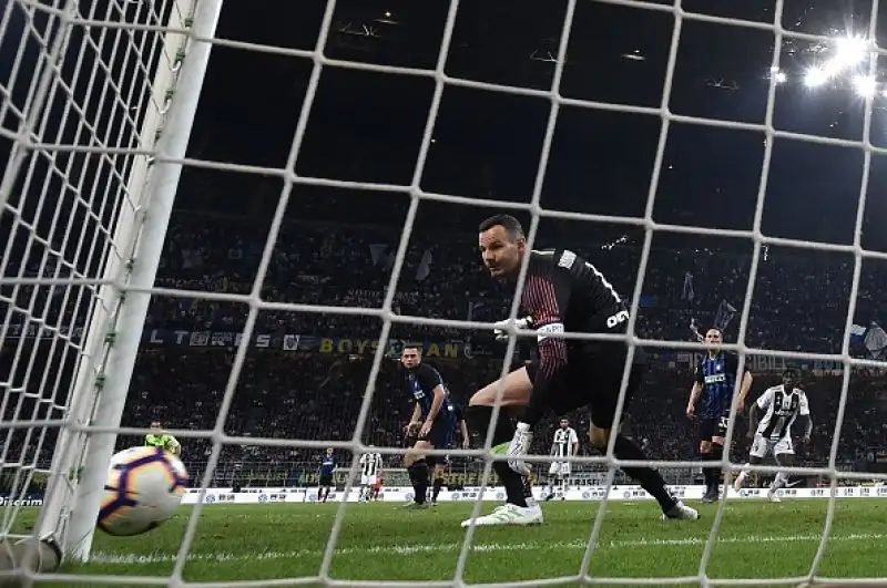 I nerazzurri dominano nel primo tempo, ma vengono raggiunti nella ripresa: a San Siro finisce 1-1.