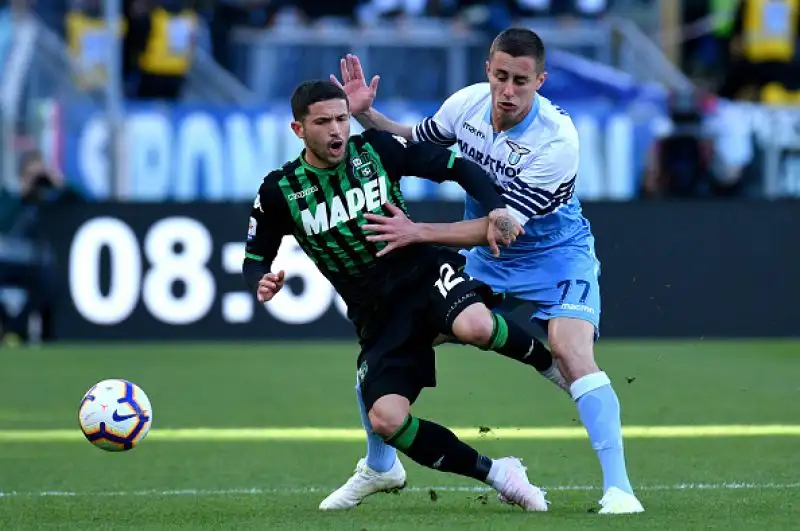 Occasione persa per la Lazio, che non riesce ad accorciare sul quarto posto occupato da Milan e Atalanta alla vigilia dello scontro diretto contro i rossoneri.