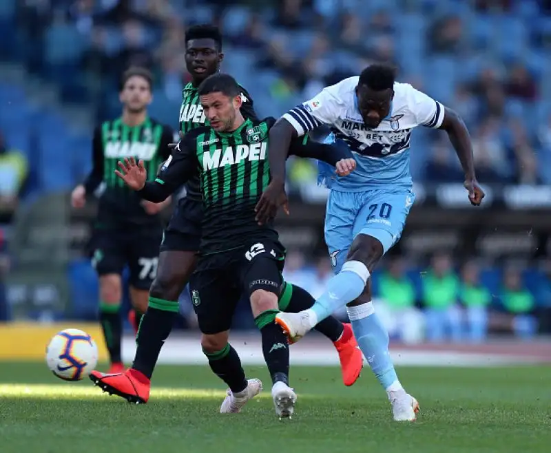Occasione persa per la Lazio, che non riesce ad accorciare sul quarto posto occupato da Milan e Atalanta alla vigilia dello scontro diretto contro i rossoneri.