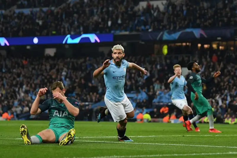 Dopo Real e Atletico Madrid e dopo la Juventus, la squadra di Guardiola deve cedere il passo e lo fa di fronte al Tottenham. La squadra di Pochettino centra la prima semifinale della propria storia. 