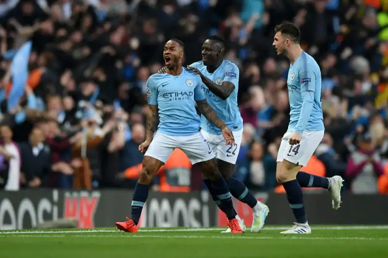 Dopo Real e Atletico Madrid e dopo la Juventus, la squadra di Guardiola deve cedere il passo e lo fa di fronte al Tottenham. La squadra di Pochettino centra la prima semifinale della propria storia. 