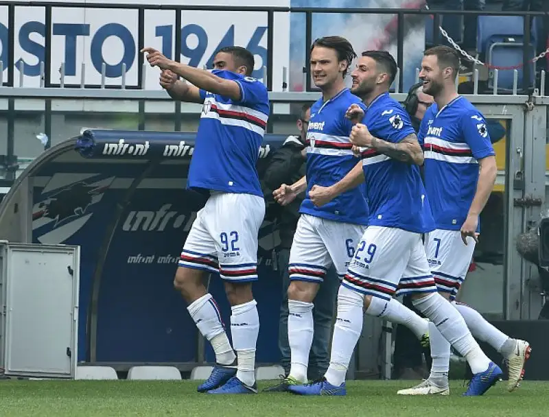Il derby della lanterna si tinge di blucerchiato grazie ai gol di Defrel e Quagliarella.