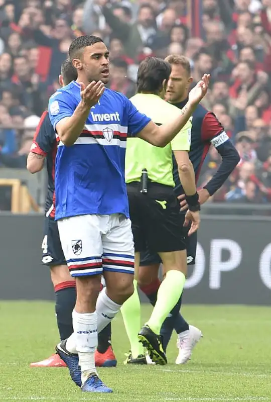 Il derby della lanterna si tinge di blucerchiato grazie ai gol di Defrel e Quagliarella.