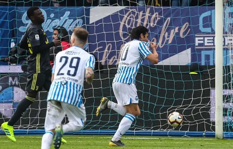 Dopo il vantaggio di Kean i ferraresi hanno ribaltato il risultato nella ripresa con i gol di Bonifazzi e Floccari.