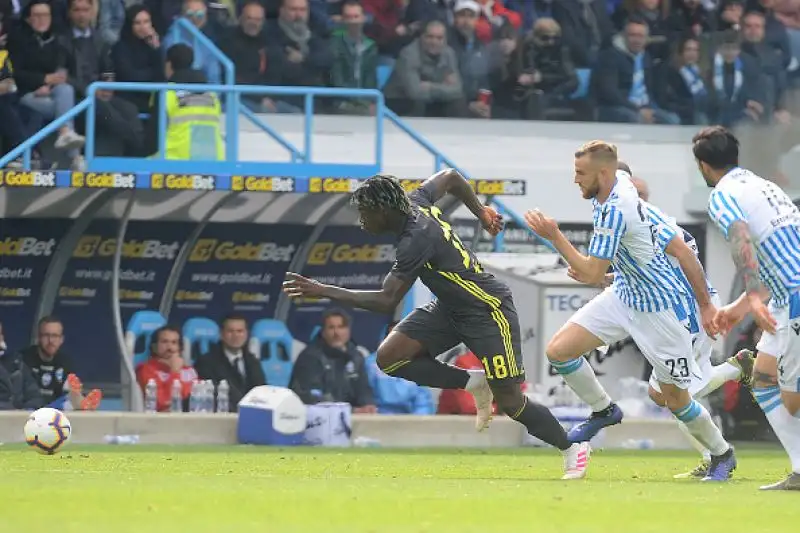 Dopo il vantaggio di Kean i ferraresi hanno ribaltato il risultato nella ripresa con i gol di Bonifazzi e Floccari.