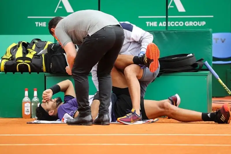Per il francese ancora problemi fisici: anche a Monte Carlo non ha finito il match.