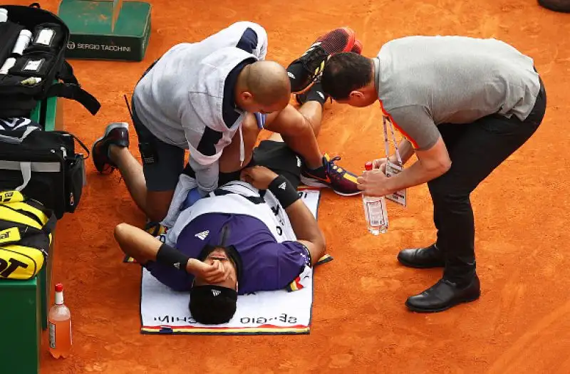 Per il francese ancora problemi fisici: anche a Monte Carlo non ha finito il match.