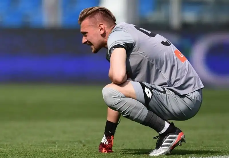 Dopo un primo tempo opaco la squadra di Gasperini passa due volte nella ripresa con Barrows e Castagne, di Panev il gol rossoblu.