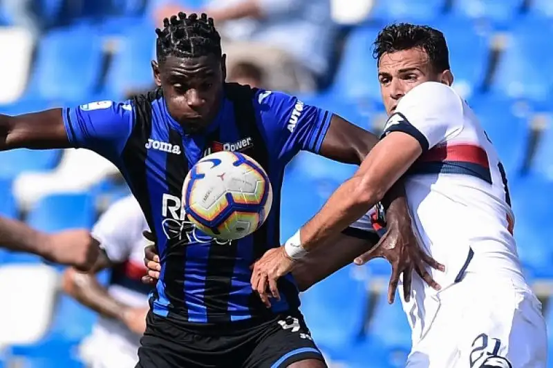 Dopo un primo tempo opaco la squadra di Gasperini passa due volte nella ripresa con Barrows e Castagne, di Panev il gol rossoblu.