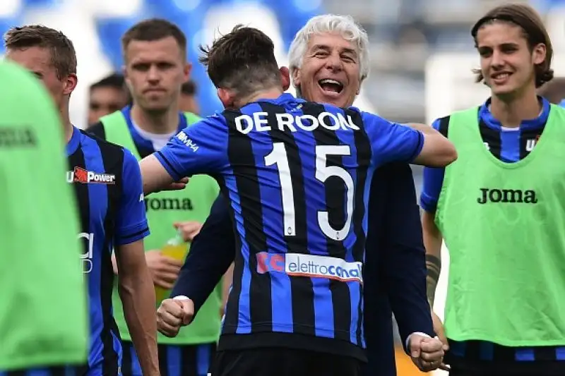 Dopo un primo tempo opaco la squadra di Gasperini passa due volte nella ripresa con Barrows e Castagne, di Panev il gol rossoblu.
