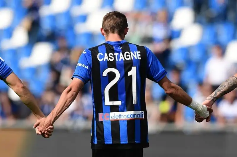 Dopo un primo tempo opaco la squadra di Gasperini passa due volte nella ripresa con Barrows e Castagne, di Panev il gol rossoblu.