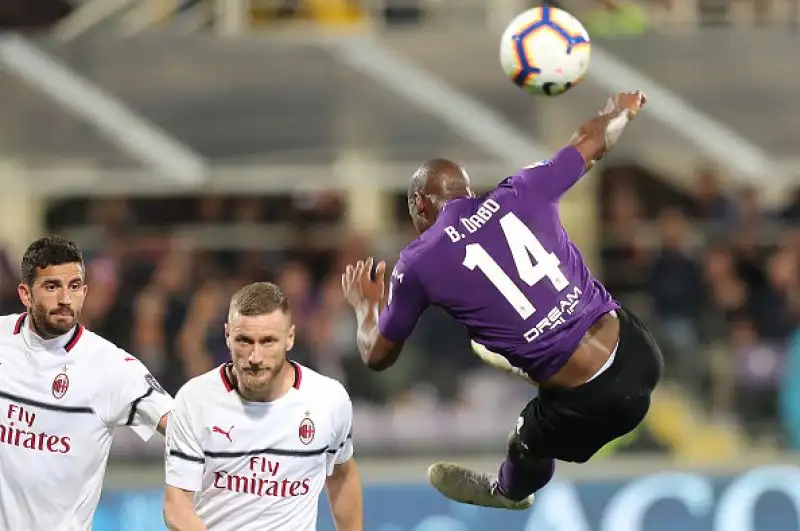 Calhanoglu su assist di Suso segna al 35' del primo tempo la rete che permette ai rossoneri di continuare a sperare.