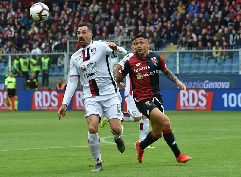 Derby rossoblù drammatico quello tra Genoa e Cagliari, terminato con un pareggio che rischia di inguaiare il Grifone nella rincorsa alla salvezza. 