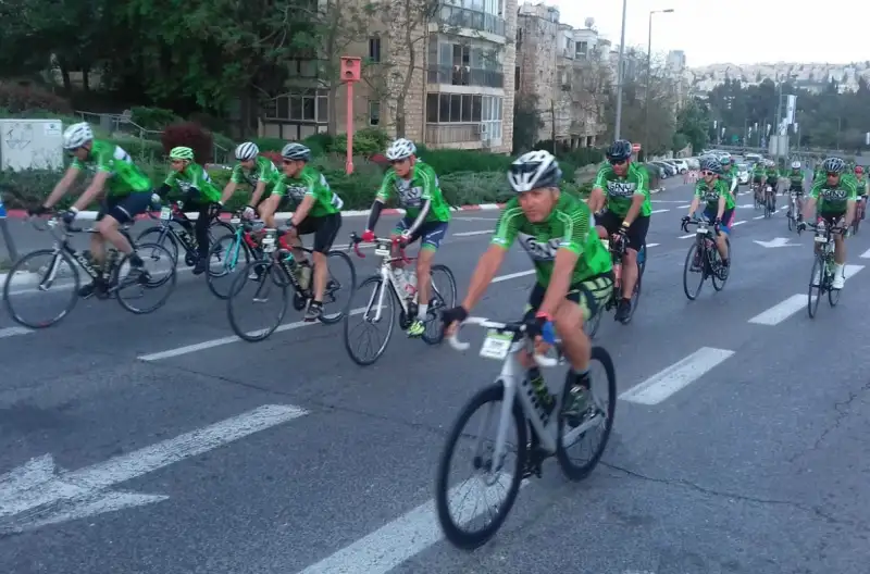 Sulle strade dell'incantevole città israeliana si è tenuta una Gran Fondo: corridori da tutto il mondo.