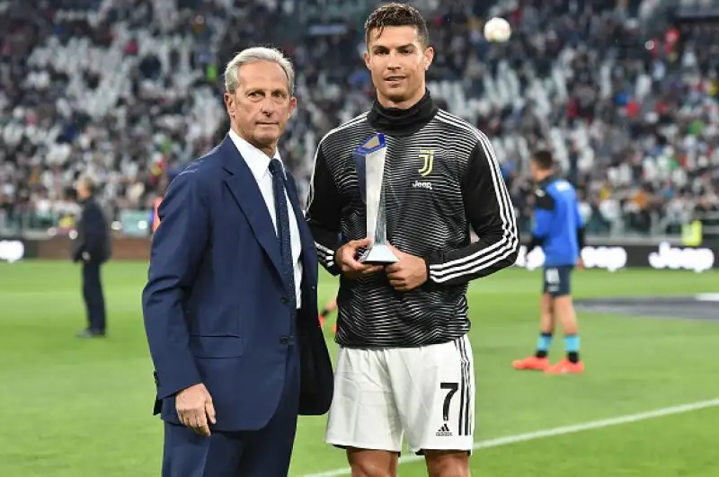 La squadra di Gasperini mantiene l’imbattibilità stagionale contro i campioni d’Italia considerando anche la Coppa Italia. 