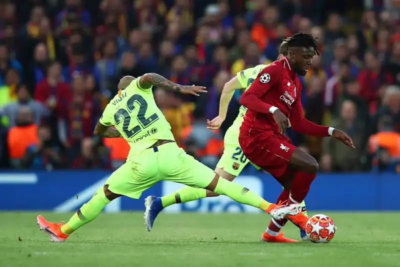 Il Liverpool fa la storia: 4-0 al Barcellona, è in finale. Disastro per Messi e compagni, che all'andata avevano vinto per 3-0.