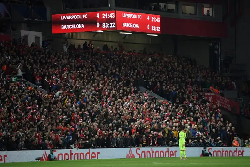 Il Liverpool fa la storia: 4-0 al Barcellona, è in finale. Disastro per Messi e compagni, che all'andata avevano vinto per 3-0.