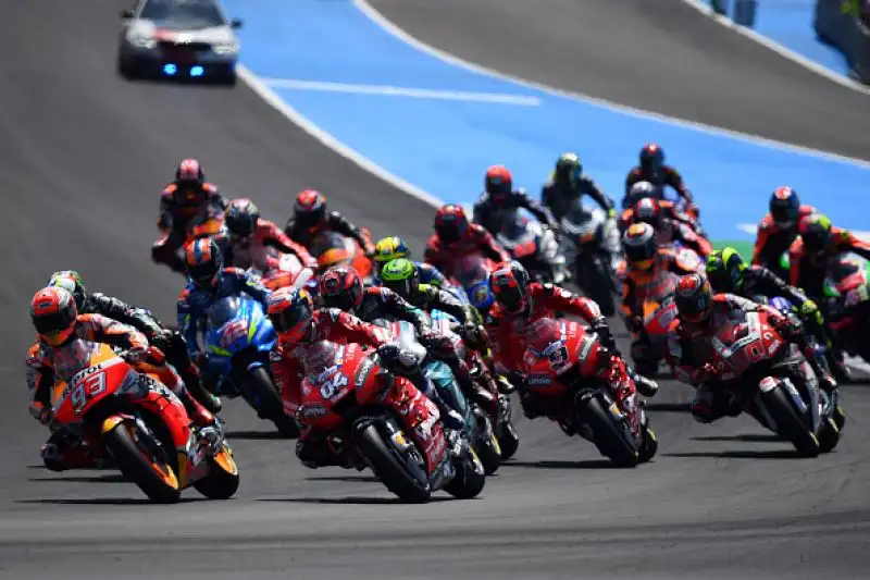 Marc Maquez domina e vince il Gran Premio di Spagna. A Jerez il campione del mondo riscatta la caduta di Austin e si riprende la leadership della classifica generale.