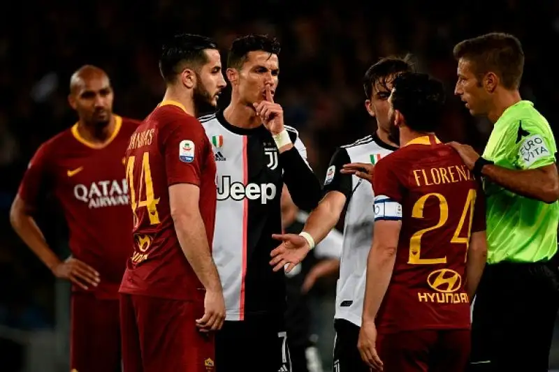 La Juve cede nel finale incappando nella terza sconfitta del proprio campionato. Di Florenzi e Dzeko i gol dei padroni di casa.