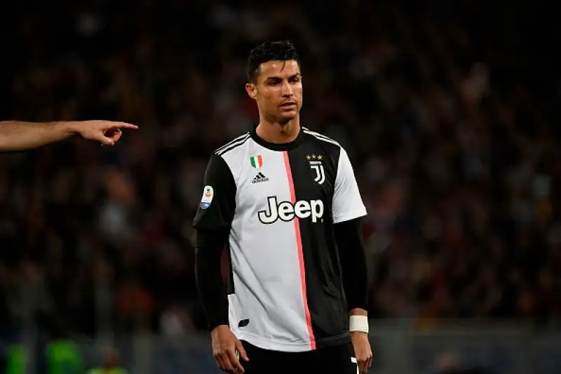 La Juve cede nel finale incappando nella terza sconfitta del proprio campionato. Di Florenzi e Dzeko i gol dei padroni di casa.