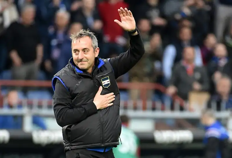 Per i blucerchiati in gol Defrel e Caprari nei minuti finali. Quagliarella premiato come capocannoniere.
