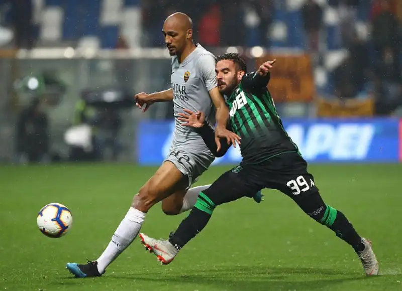 Il pareggio fa sfumare le ultime speranze per la squadra di Ranieri: contestazione al presidente Pallotta.