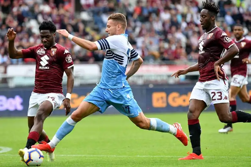 In gol Iago Falque, Lukic e De SIlvestri per il Toro, di immobile il gol laziale. Emozione per l'addio al calcio di Emiliano Moretti.