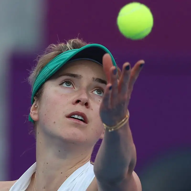 La tennista ucraina è nata ad Odessa da due genitori sportivi, il padre era un lottatore mentre la madre praticava il canottaggio a livello agonistico.