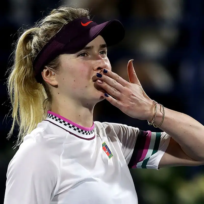 La tennista ucraina è nata ad Odessa da due genitori sportivi, il padre era un lottatore mentre la madre praticava il canottaggio a livello agonistico.