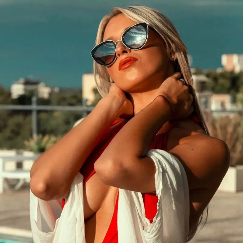La fidanzata di Lautaro Martinez non è tipo passare inosservata come si nota dalle immagini del suo seguitissimo profilo Instagram @agus.gandolfo