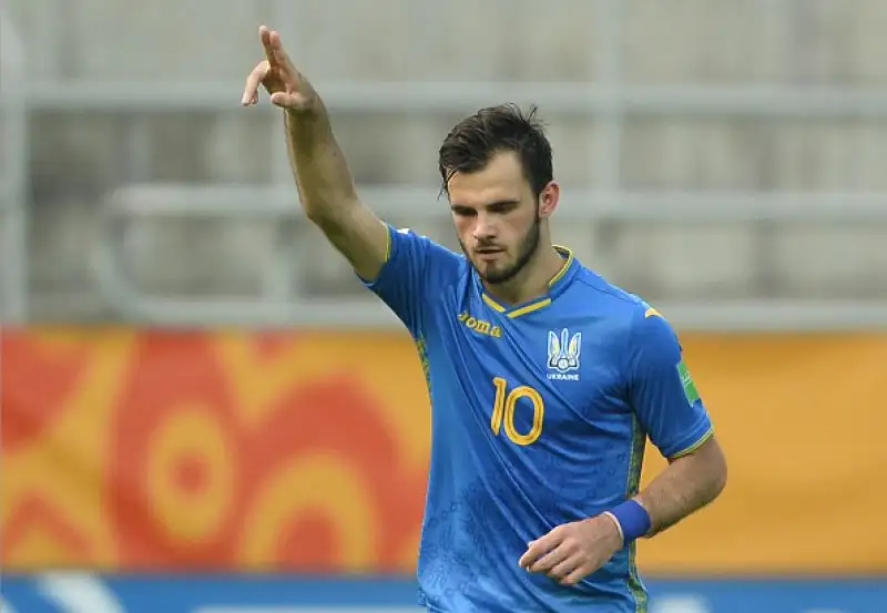 Tanti rimpianti per gli azzurrini, annullato dal VAR il gol capolavoro di Scamacca che avvea regalato il pari alla squadra di Nicolato nei minuti finali.
