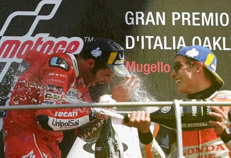 Sul podio con l'italiano e il Campione del mondo anche il compagno di squadra Dovizioso, quarta la Suzuki di Rins.
