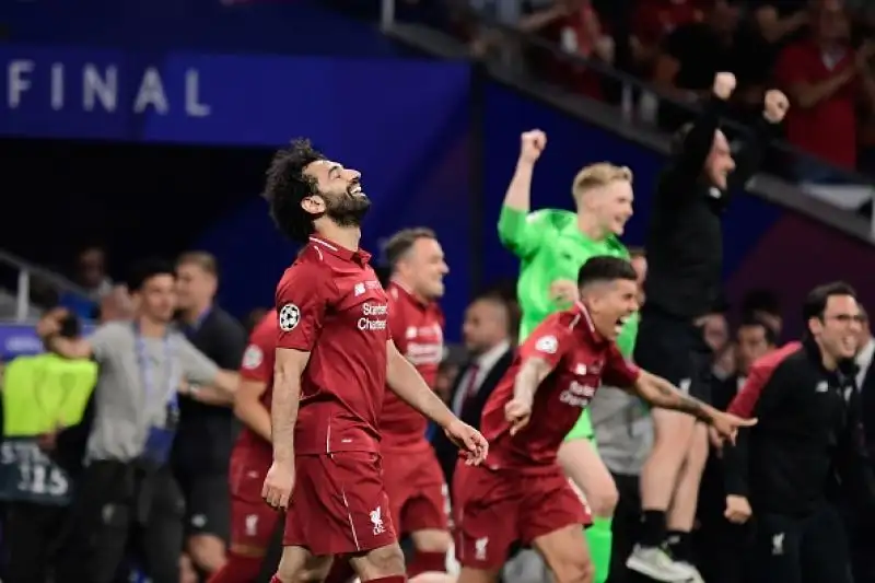 Un gol in apertura su rigore di Salah e uno in chiusura di Origi regalano la sesta Champions ai Reds.