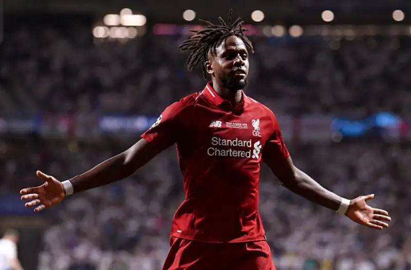Un gol in apertura su rigore di Salah e uno in chiusura di Origi regalano la sesta Champions ai Reds.