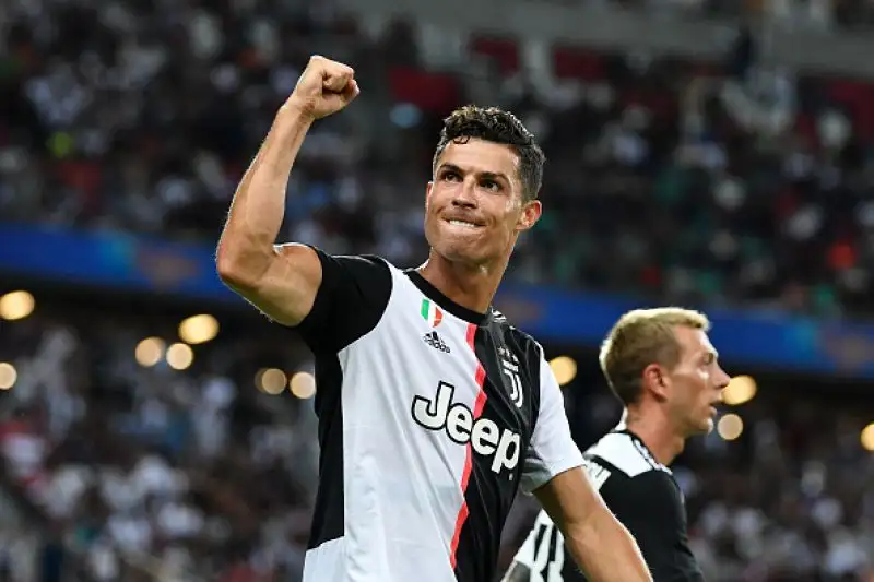 L'asso bianconero ha firmato il 2-1 ma Lucas e Kane hanno fissato il risultato finale sul 3-2.