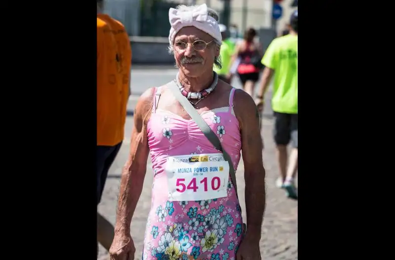 Grande successo per la corsa podistica a ostacoli della 'Lele Forever'.