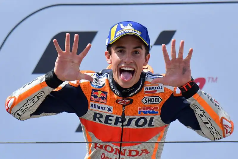 Ai piedi del podio le Ducati di Petrucci e Dovizioso, ottavo Valentino Rossi davanti a Morbidelli.