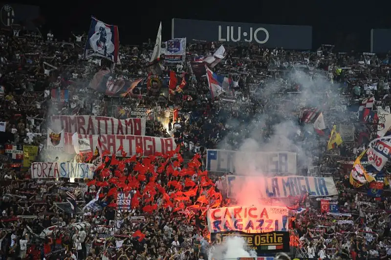 Sotto gli occhi di Sinisa Mihajlovic ancora una volta presente in panchina, il Bologna batte i ferraresi con un gol di Soriano.