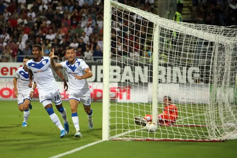 Il Brescia vince in casa del Cagliari, decide Donnarumma.