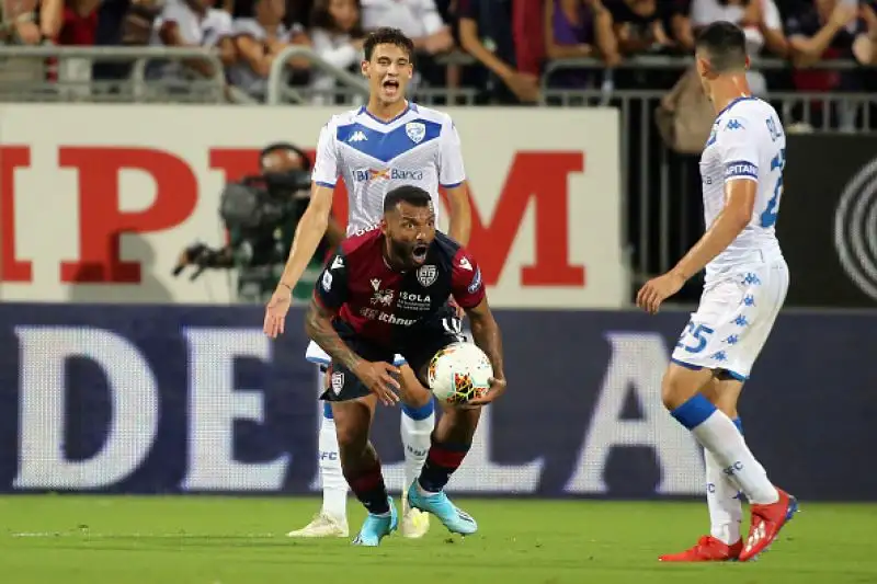 Il Brescia vince in casa del Cagliari, decide Donnarumma.
