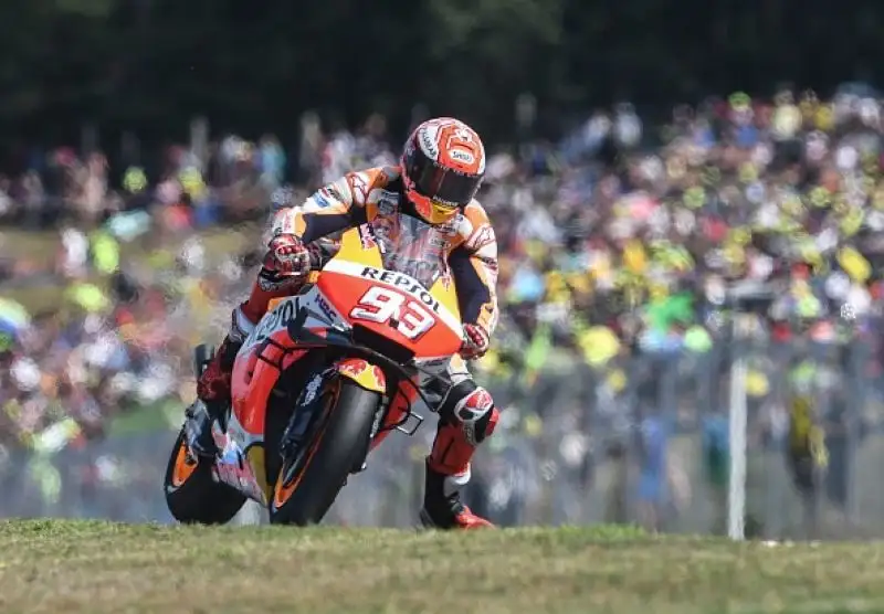 Sesto Valentino Rossi e ottavo Petrucci con Marquez  che allunga ancora nel mondiale.
