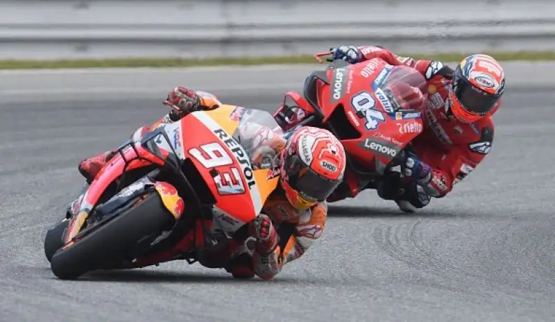 Sesto Valentino Rossi e ottavo Petrucci con Marquez  che allunga ancora nel mondiale.