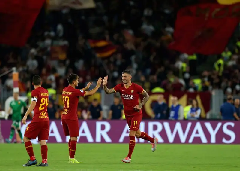 Fonseca non va oltre il 3-3 all'esordio in serie A contro il Genoa: i giallorossi si fanno rimontare ben tre volte dai liguri.