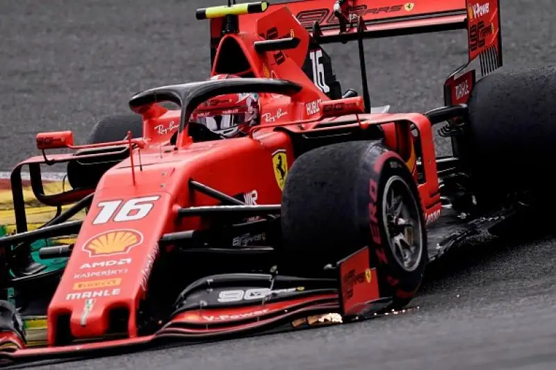 Il pilota monegasco ha vinto davanti alle Mercedes di Hamilton e Bottas e al compagno Vettel, Subito fuori la Red Bull di Verstappen.