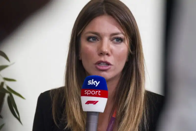Molti giornalisti all'opera a Monza, tra questi Federica Masolin,