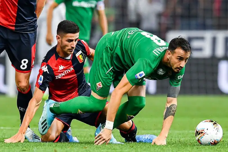 Il grifone scappa sul due a zero con le reti di Zapata e Kouame, ai viola non basta la rete di Pulgar.